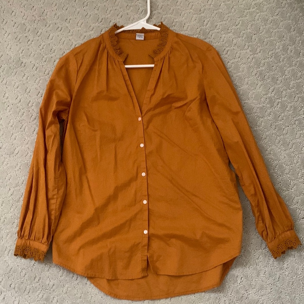 Old Navy long sleeve blouse, mustard color. Size x small